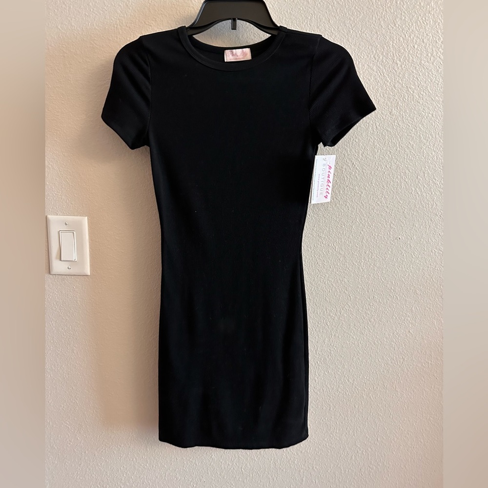 Pink Lily Black Ribbed Dress
